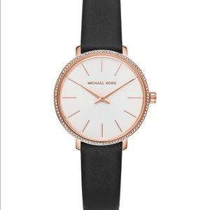 🆕Michael Kors leather strap watch 32mm